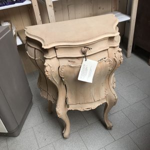 Comodino Barocco