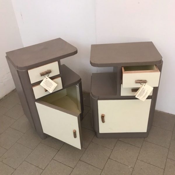 Comodino bianco e grigio - immagine 3